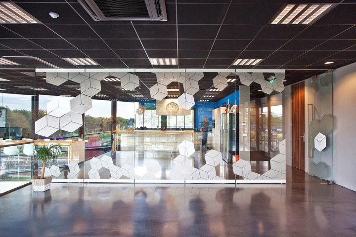 自由设计：荷兰 Alien Trick 创意办公空间