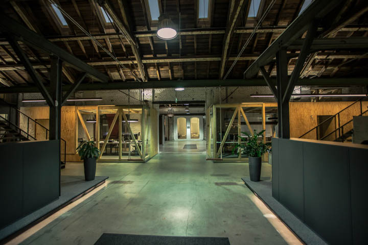 老厂复兴:奥地利 Elements.at 办公室设计