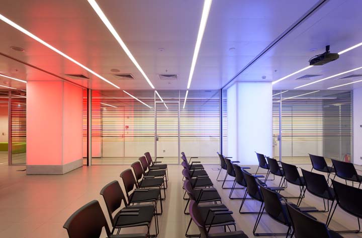 光色艺术空间 阳狮集团俄罗斯办公空间设计