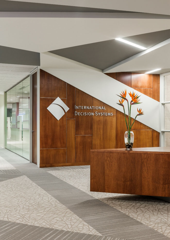 重振雄风 IDS财务软件公司明尼阿波利斯办公设计欣赏