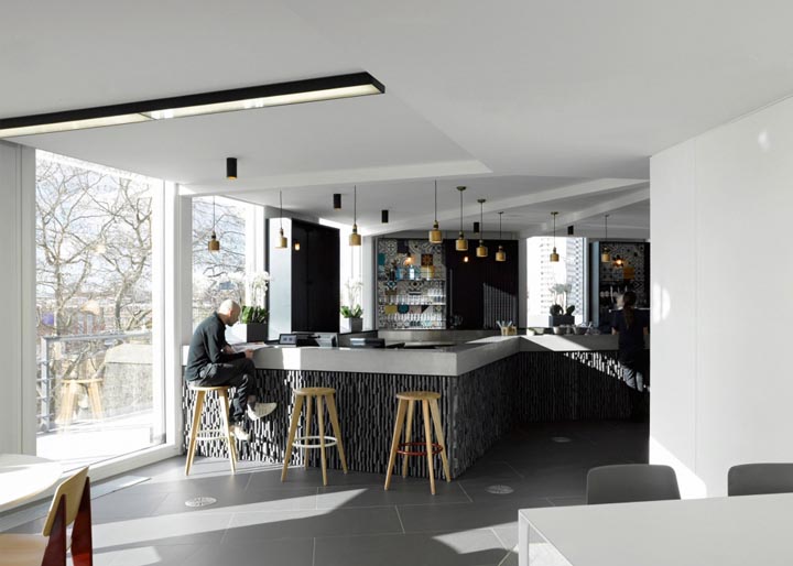 伦敦 Hill + Knowlton Strategies 办公室设计