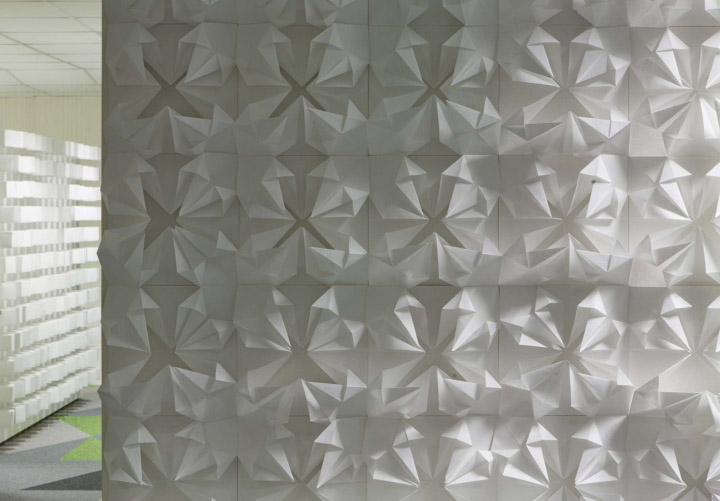 玩转折纸艺术：索非亚 SiteGround 办公空间设计