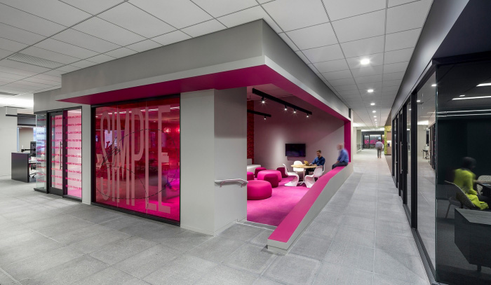 精彩纷呈 Initiative传媒公司纽约办公设计欣赏