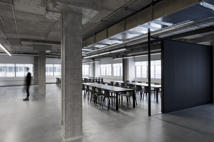 承旧迎新 加拿大蒙特利尔SSENSE办公设计欣赏