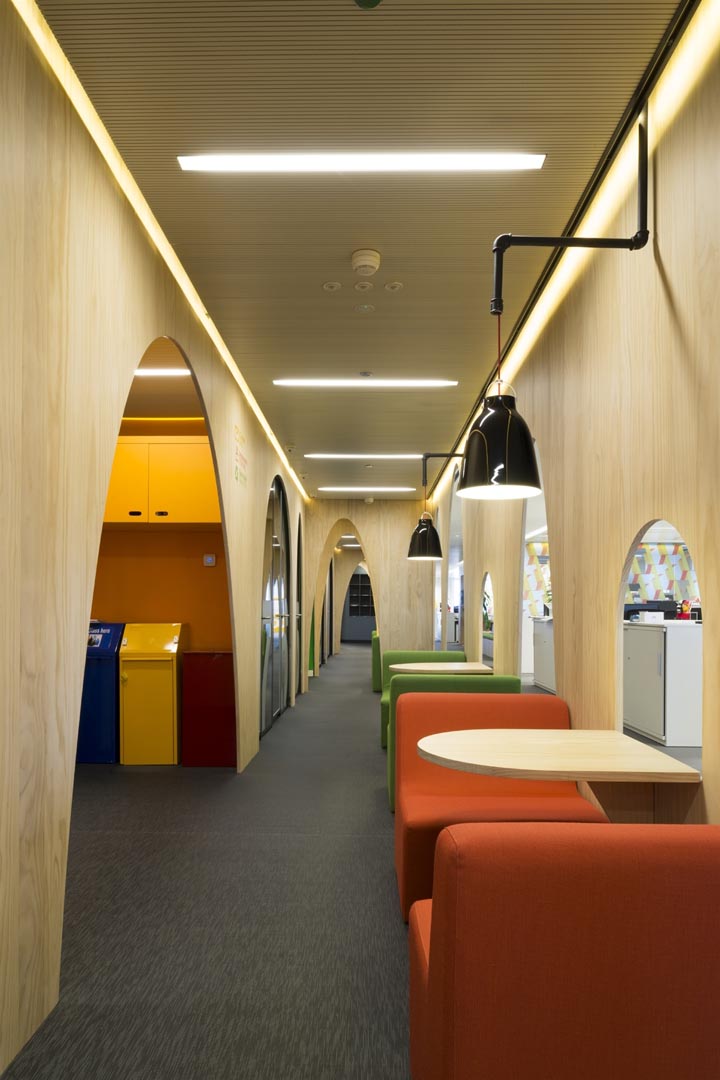 炫色飞扬 谷歌马德里总部设计